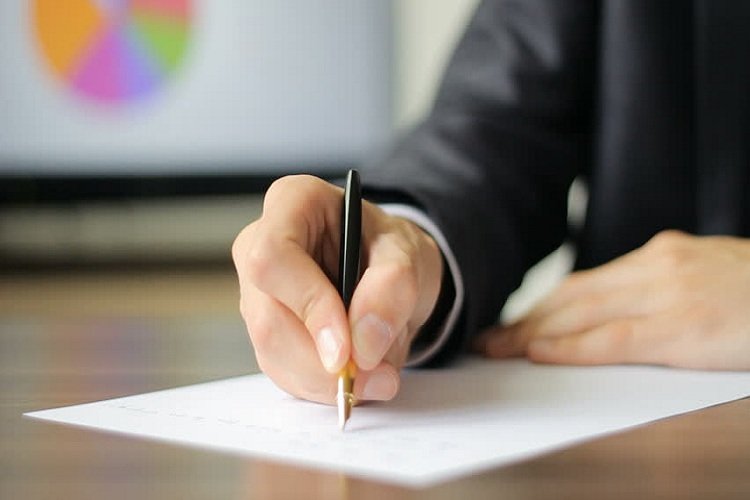 Top 10 IELTS Writing Tips and Tricks to get 8+ Band score - Galaxy Visa ...